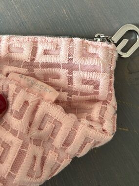 Givenchy cosmetics bag💕